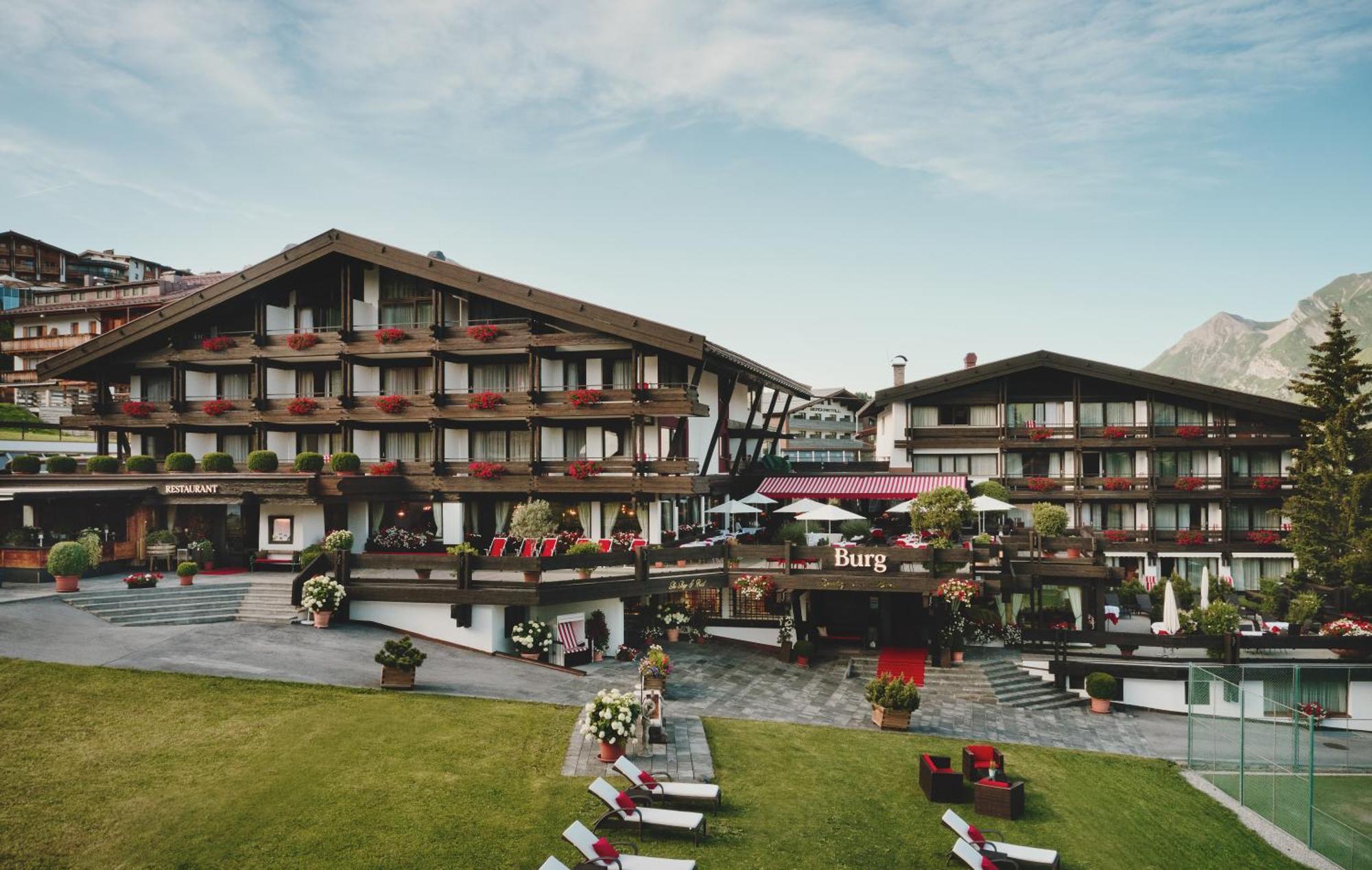Burg Hotel Oberlech Exteriér fotografie